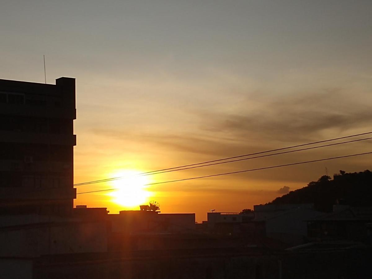 Apartamento aconchegante no centro de Cabo Frio Exterior foto