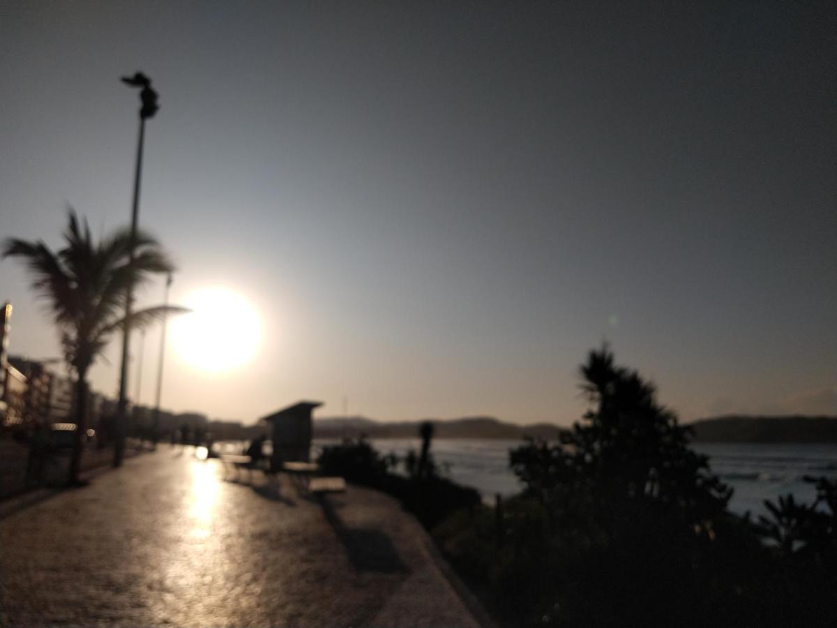 Apartamento aconchegante no centro de Cabo Frio Exterior foto