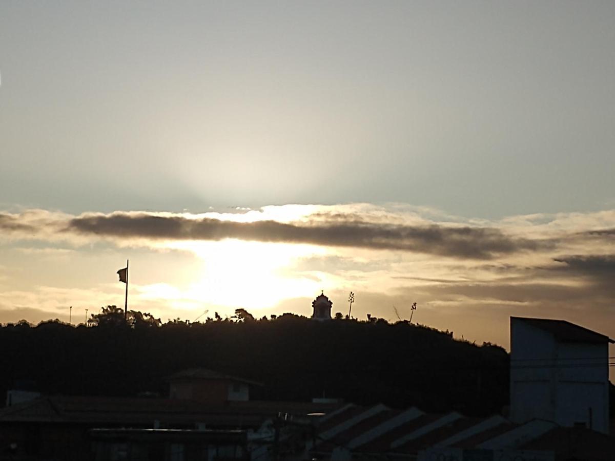 Apartamento aconchegante no centro de Cabo Frio Exterior foto