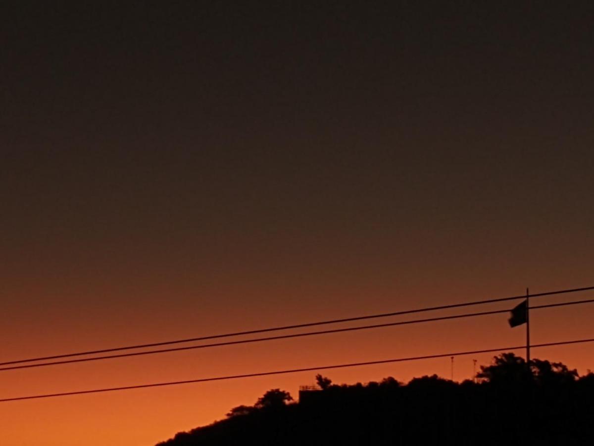Apartamento aconchegante no centro de Cabo Frio Exterior foto